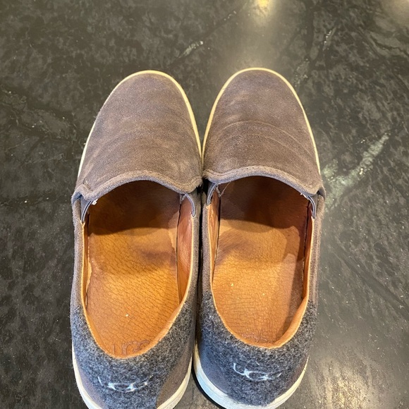 Ugg Cas Slip On gray suede sneakers - Picture 4 of 6